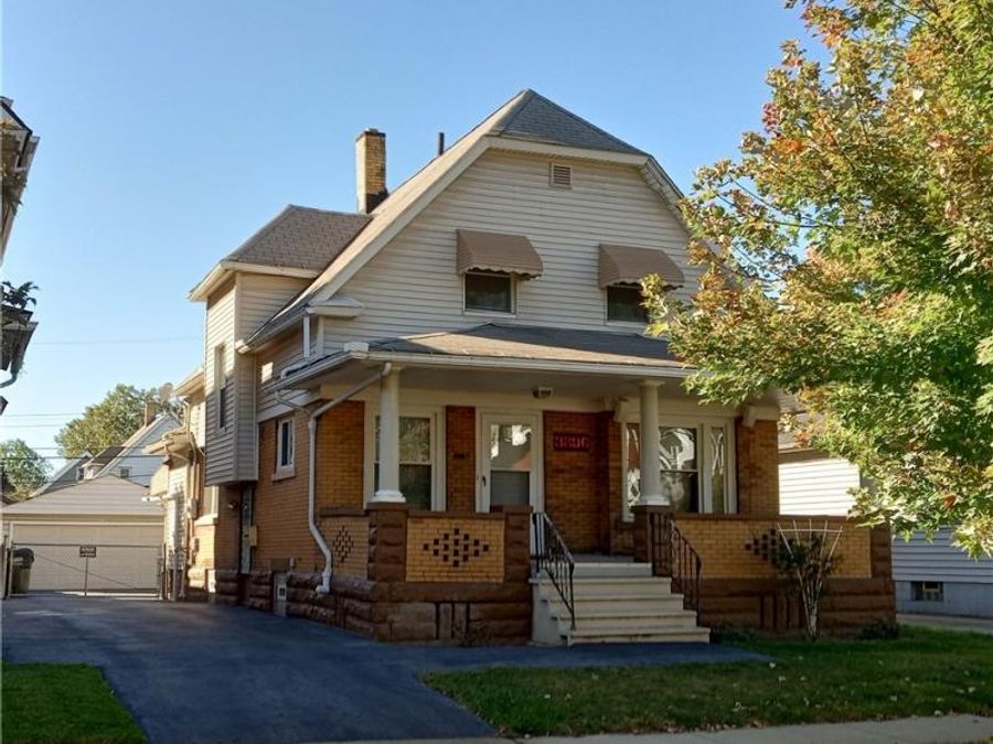 3896 E 43rd Street, Newburgh Heights, OH 44105 Photo 1