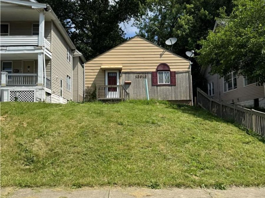 13613 Beachwood Avenue, Cleveland, OH 44105 Photo 1