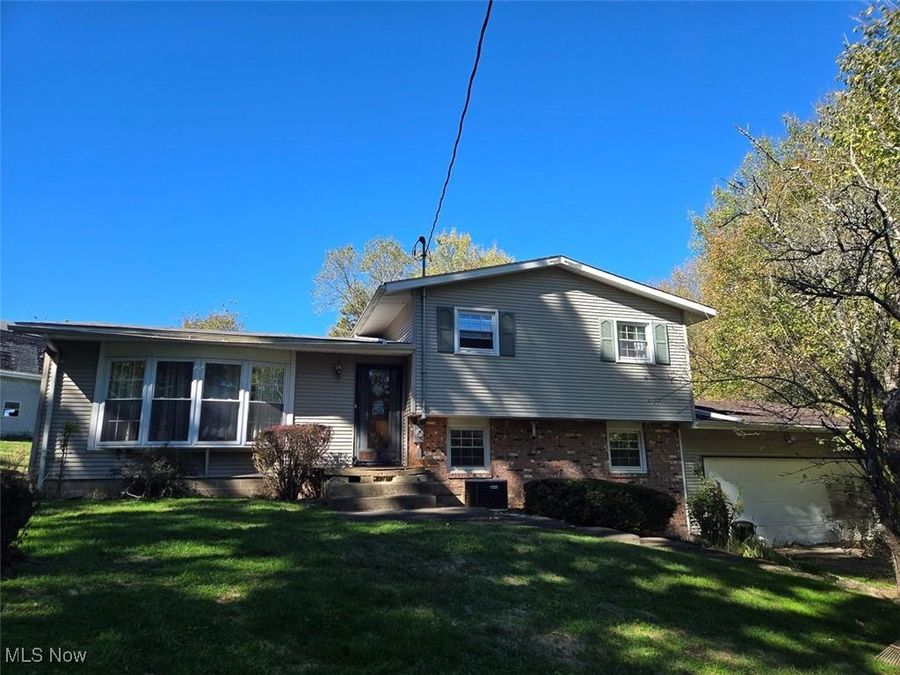 7011 Kensington Road NE, Carrollton, OH 44615 Photo 1