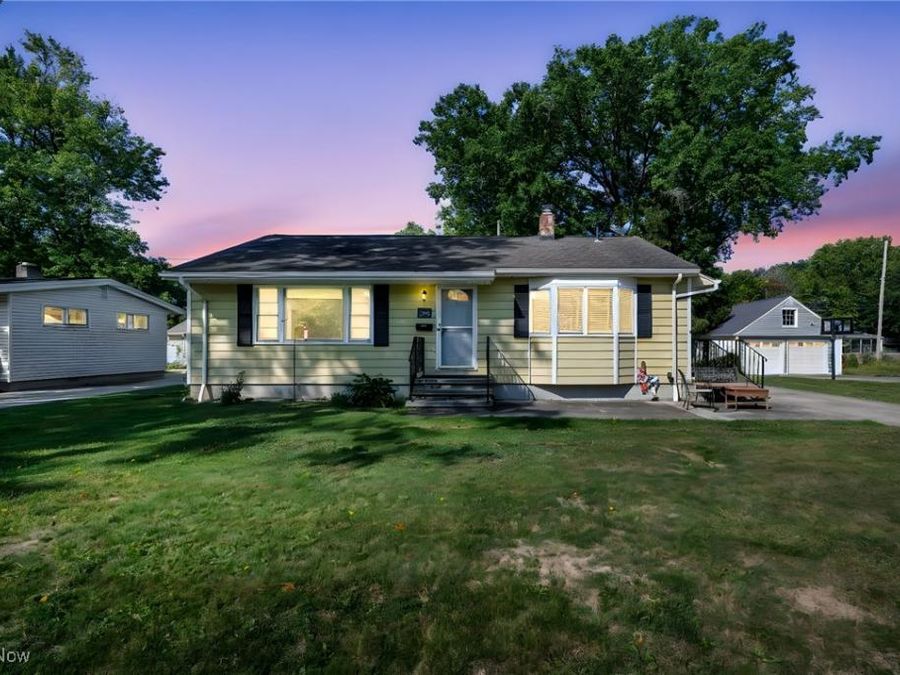 250 Vineyard Road, Avon Lake, OH 44012 Photo 1