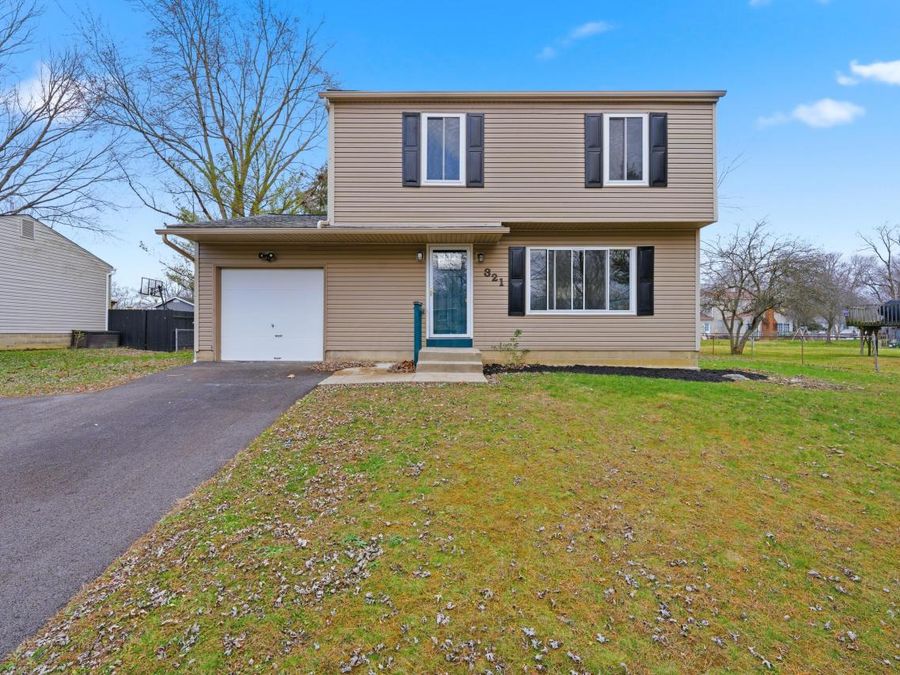 321 Sycamore Drive , Pickerington, OH 43147 Photo 1