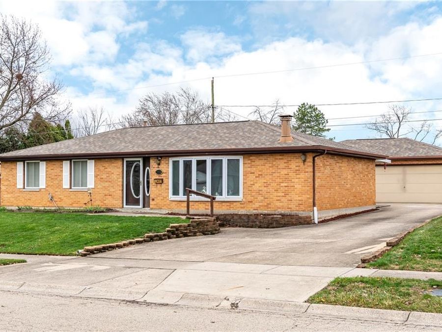 7238 Belle Plain Drive, Dayton, OH 45424 Photo 1