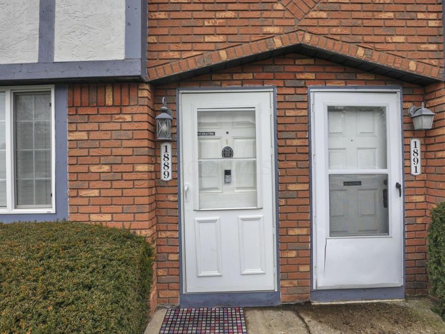 1889 Slaton Court , Columbus, OH 43235 Photo 1