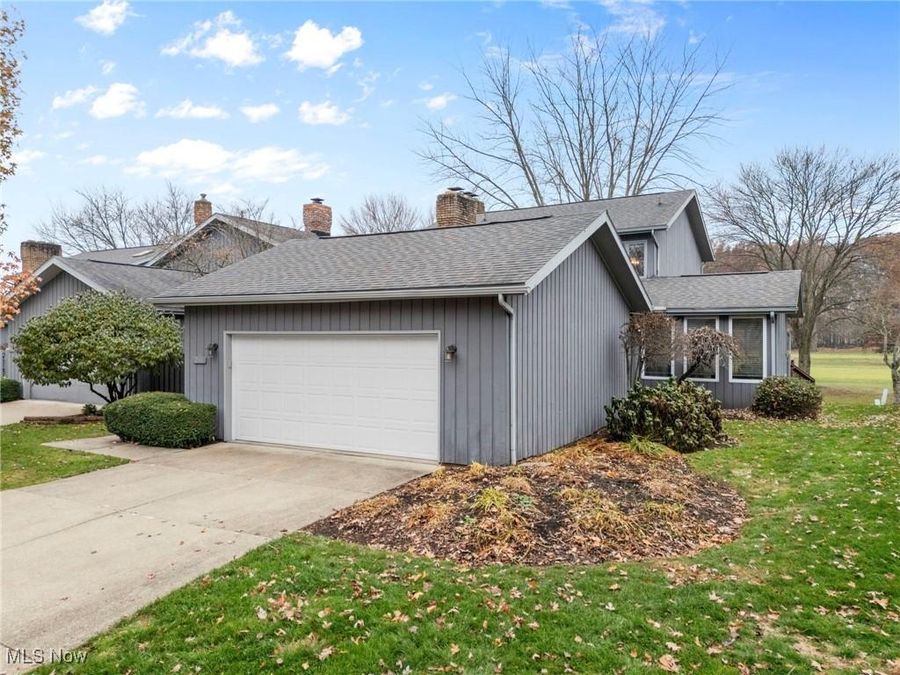 2111 Prestwick Drive , Unit 3A, Uniontown, OH 44685 Photo 1