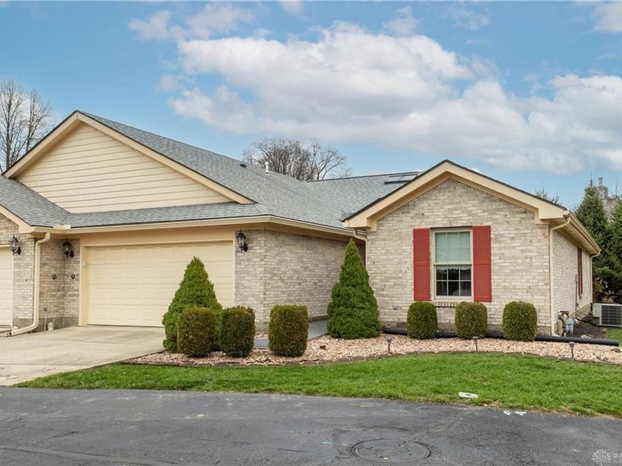 2014 Waterfall Lane, Vandalia, OH 45377 Photo 1