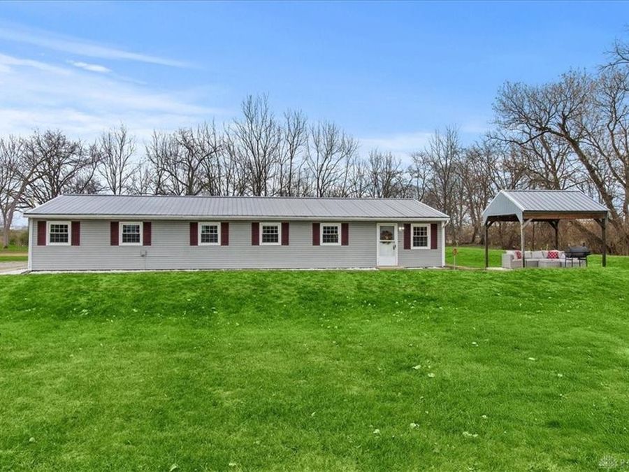 10 Darby Avenue, Mechanicsburg, OH 43044 Photo 1