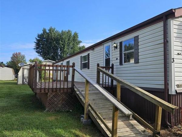 3 Video Ct, Iowa City, IA 52240