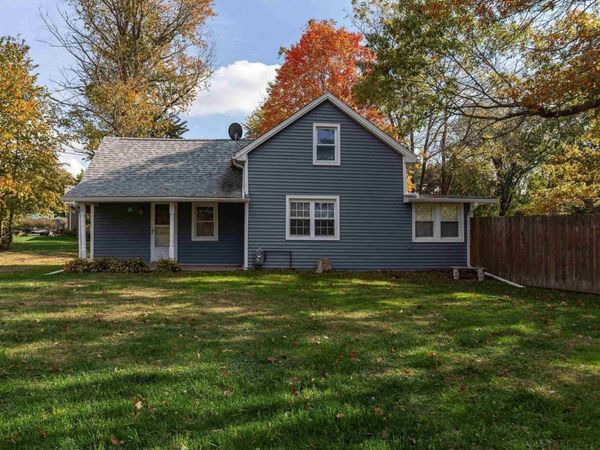 711 E 19TH Avenue, Coal Valley, IL 61240