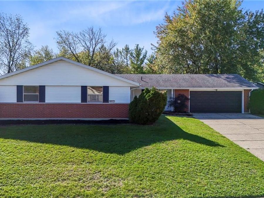 1296 Horizon Drive, Fairborn, OH 45324 Photo 1
