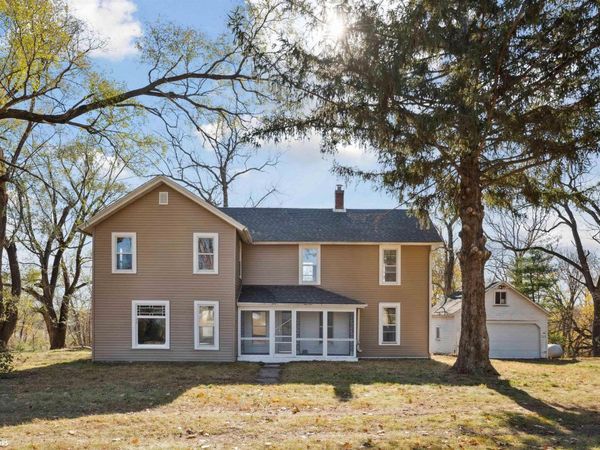 3206 HWY 61, Burlington, IA 52601