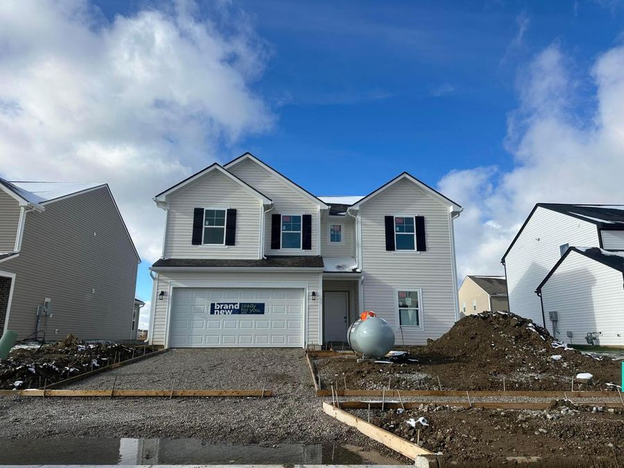 725 Cheney Pass , London, OH 43140 Photo 1