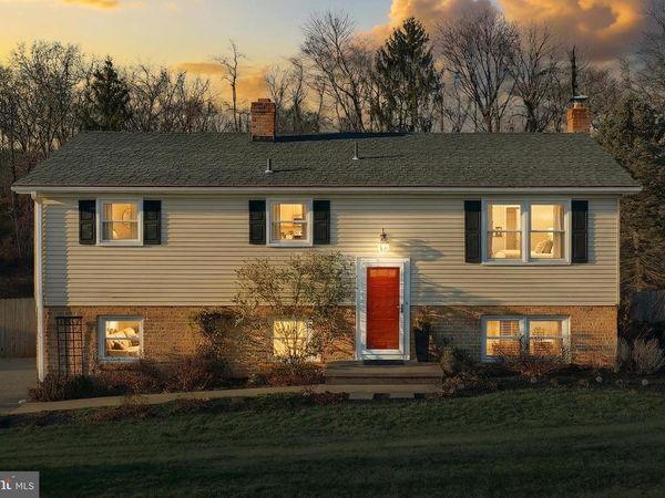516 GARY DRIVE , DALLASTOWN, PA 17313