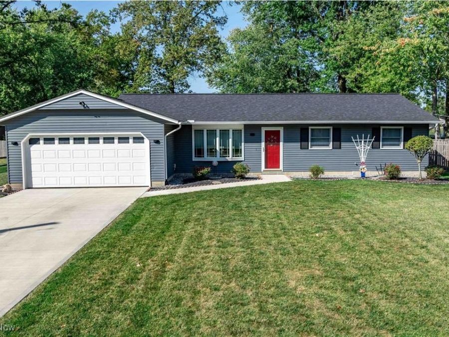 630 Treadway Boulevard , Sheffield Lake, OH 44054 Photo 1