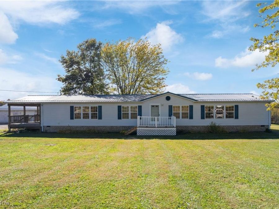 4177 Lunar Road NE, Carrollton, OH 44615 Photo 1