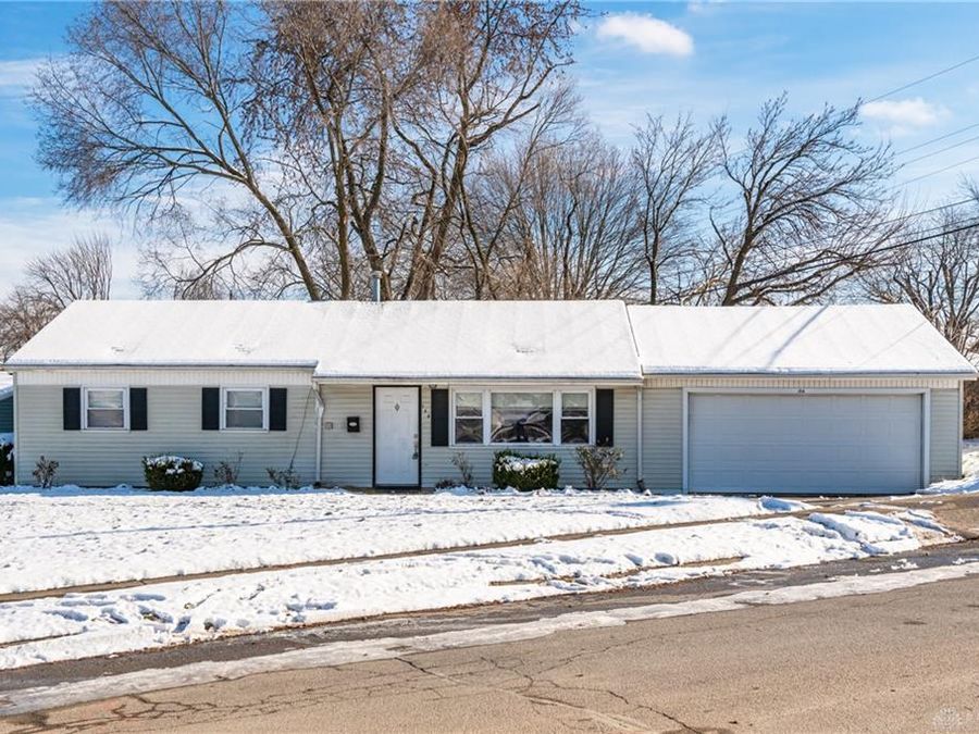 104 E Garland Avenue, Fairborn, OH 45324 Photo 1