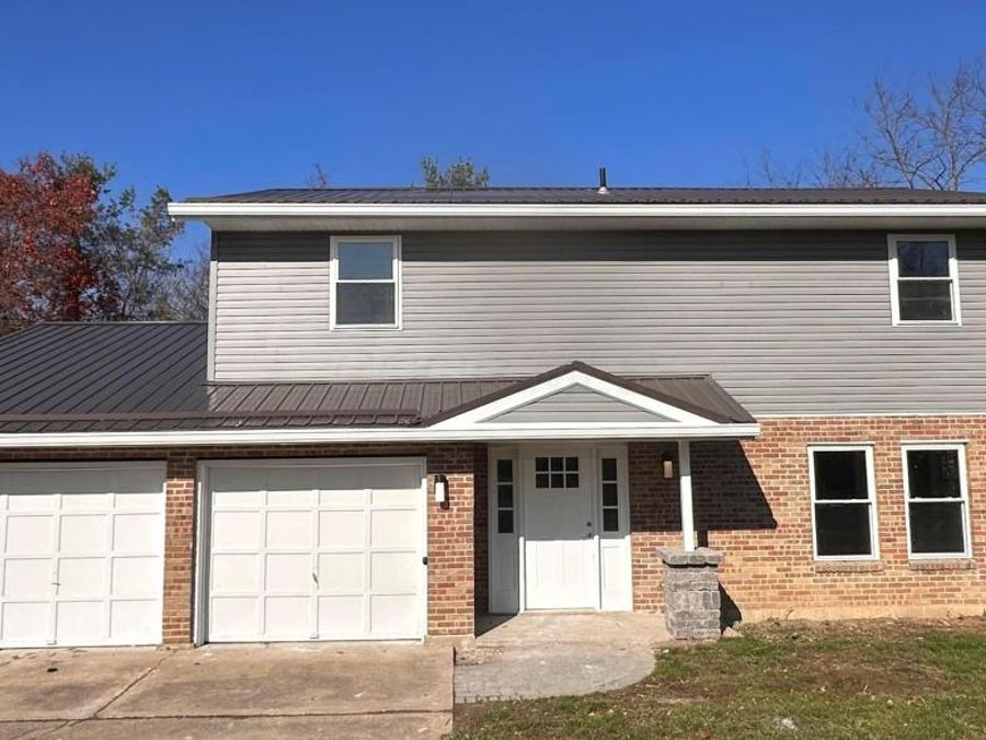 143 Elsie Drive , Cambridge, OH 43725 Photo 1