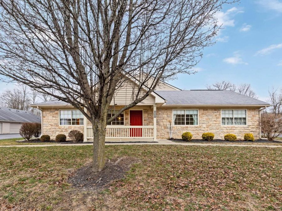 254 Wildwood Court, Heath, OH 43056 Photo 1