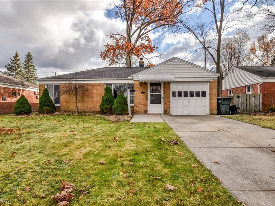 1767 Longwood Drive , Mayfield Heights, OH 44124 Photo 1