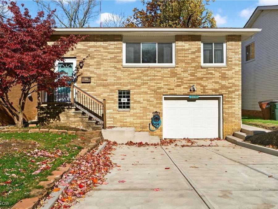 2410 Park Drive , Parma, OH 44134 Photo 1