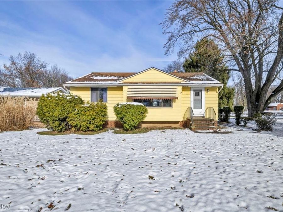 6719 Smith Road , Middleburg Heights, OH 44130 Photo 1