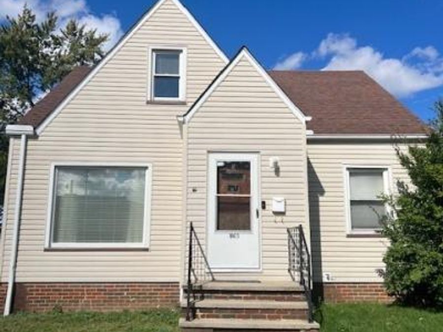 10613 Vernon Avenue , Garfield Heights, OH 44125 Photo 1