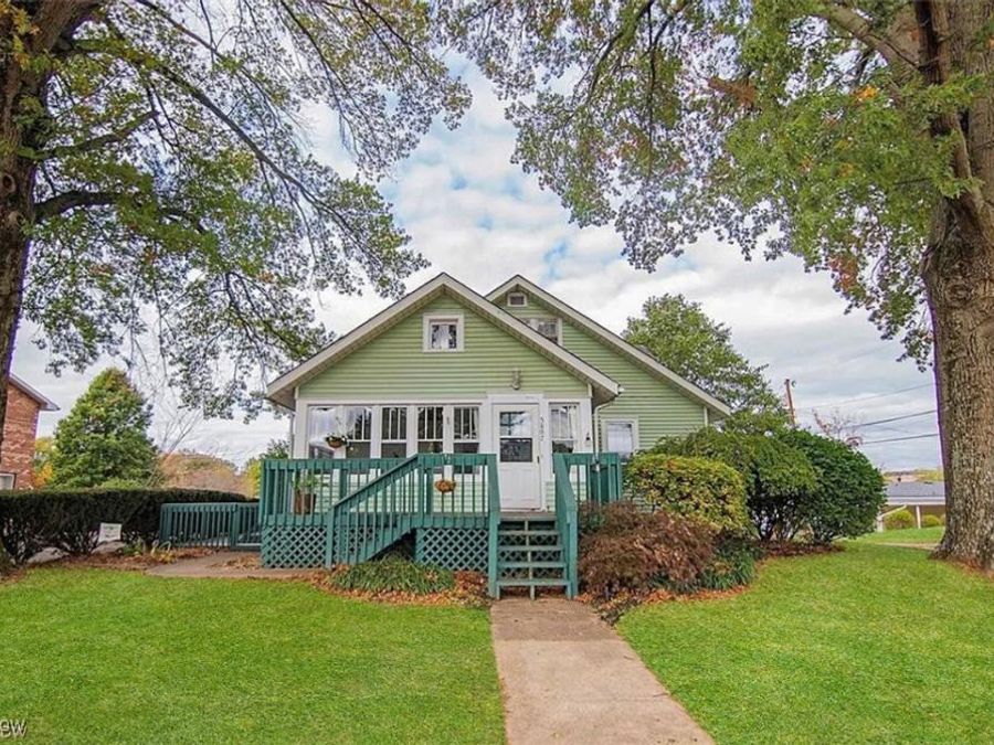 5807 4th Avenue , Vienna, WV 26105 Photo 1