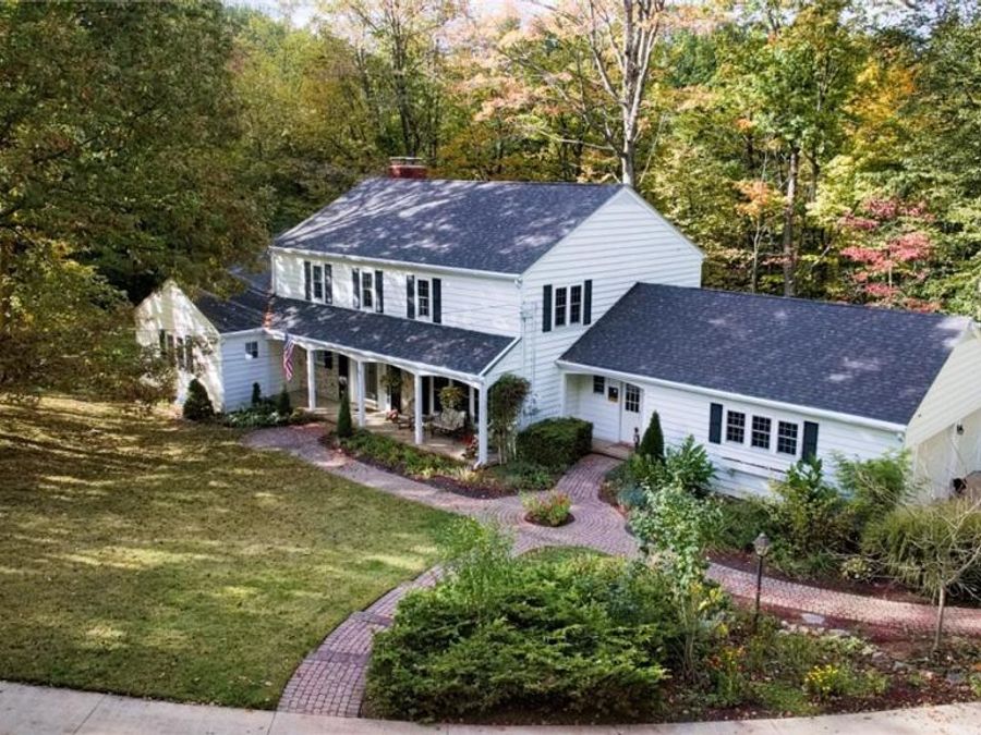 70 Crown Point , Geneva, OH 44041 Photo 1