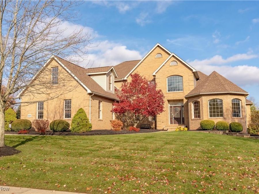 8568 Mackenzie Avenue NW, North Canton, OH 44720 Photo 1