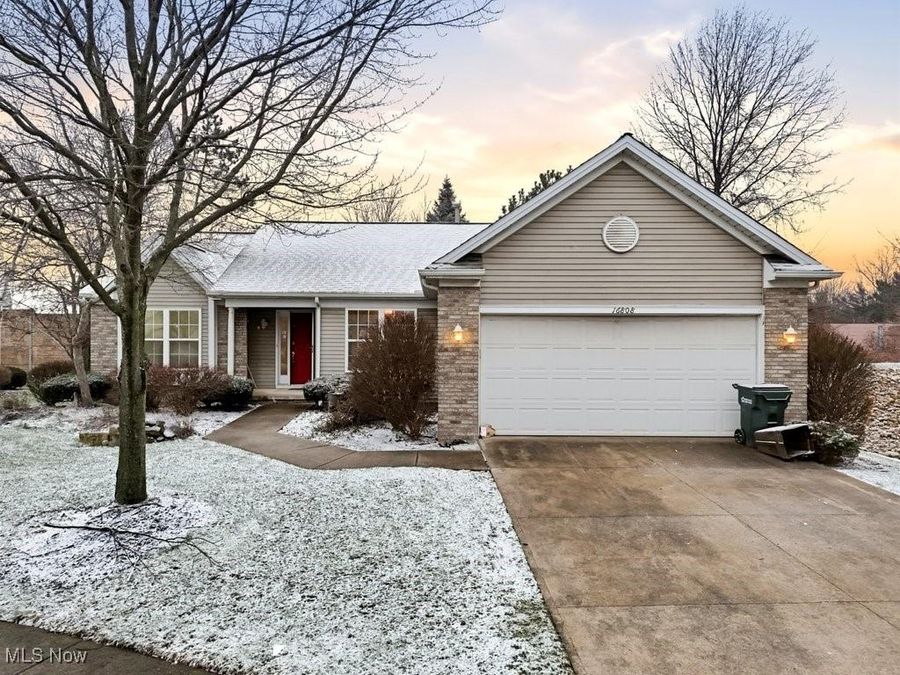 16808 Newport Lane , Middleburg Heights, OH 44130 Photo 1