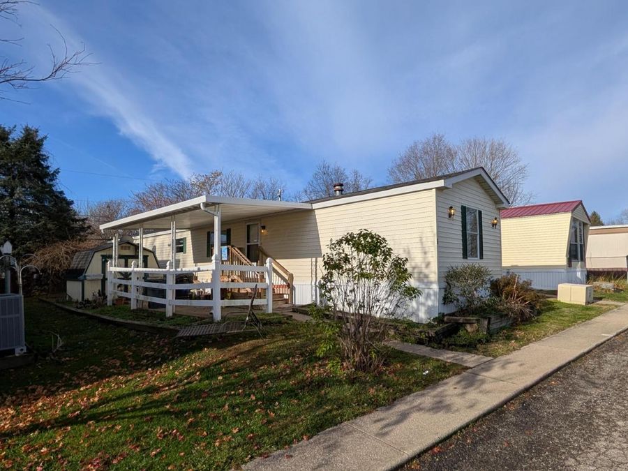 76 Yardner Street , Unit 6, Johnstown, OH 43031 Photo 1