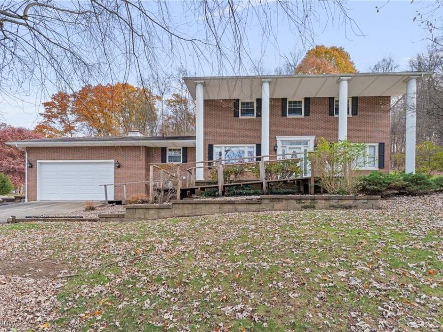 4140 Lace Road NW, Malvern, OH 44644 Photo 1