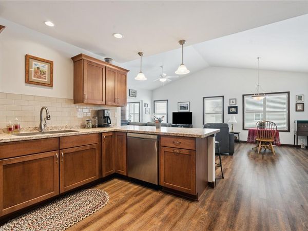 3711 Bluebird Drive SW, Cedar Rapids, IA 52404