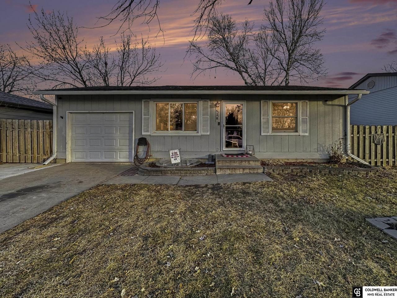 830 Applewood Drive , Eagle, NE 68347