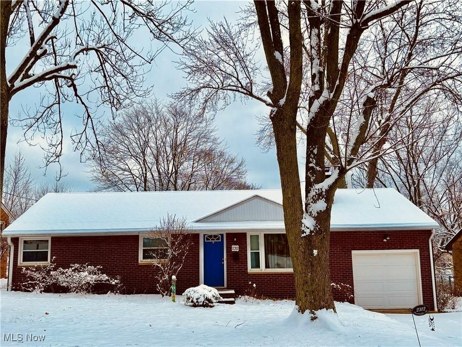 2312 Clarendon Avenue NW, Canton, OH 44708 Photo 1