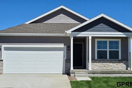 8413 S 176th Avenue, Omaha, NE 68136