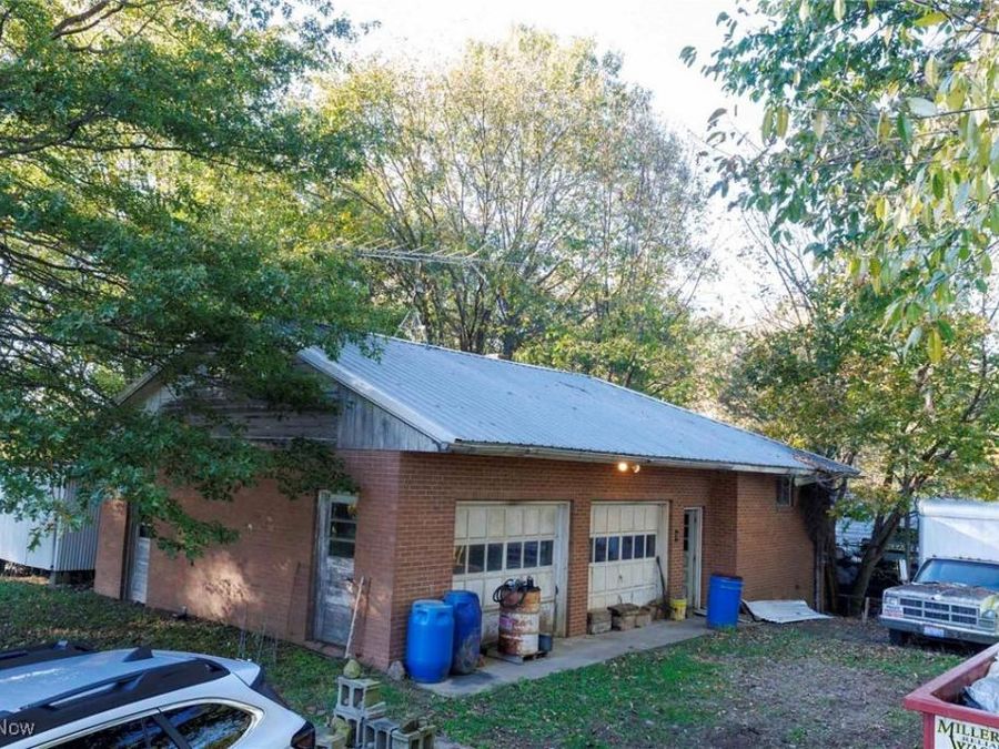 13345 Stoneford Road SW, Beach City, OH 44608 Photo 1