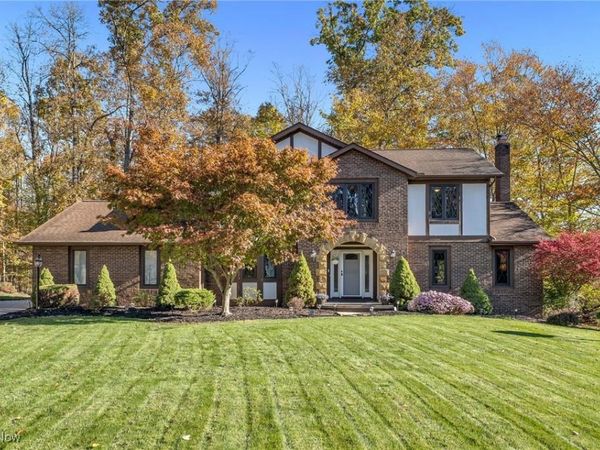 10066 Gatewood Drive , Brecksville, OH 44141