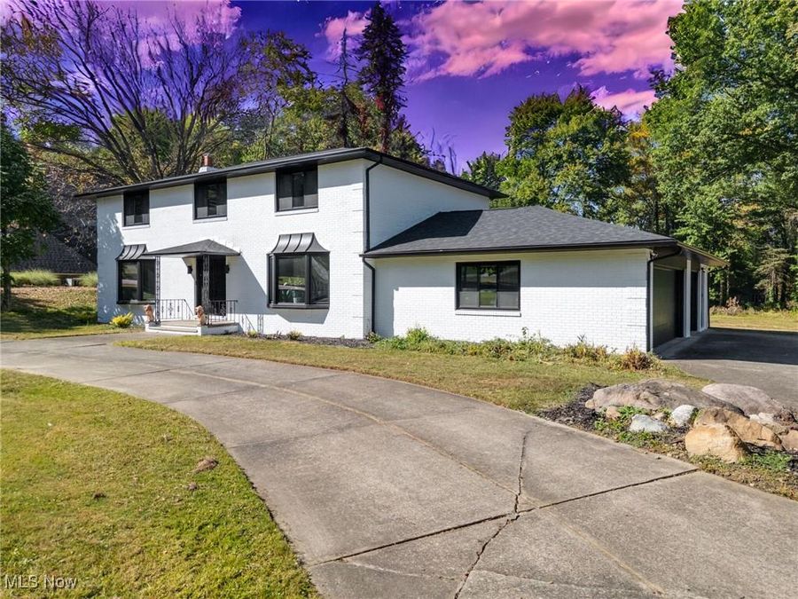 6713 Farview Road , Brecksville, OH 44141 Photo 1