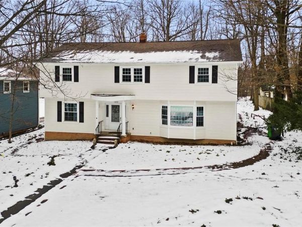 1979 Laurel Hill Drive , South Euclid, OH 44121