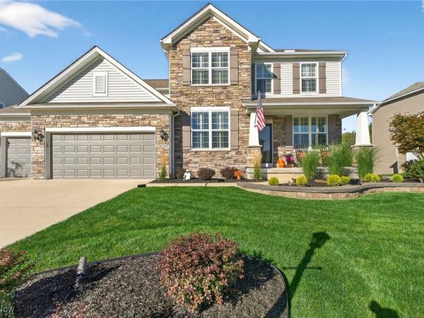 18926 Ledgestone Drive , Strongsville, OH 44149