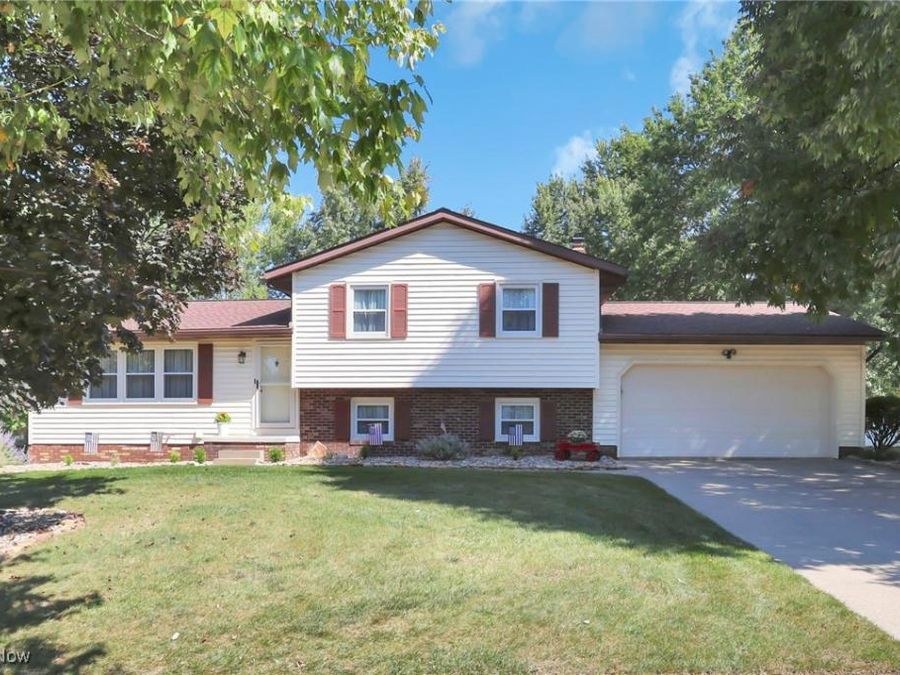 895 Lancaster Drive , Medina, OH 44256 Photo 1