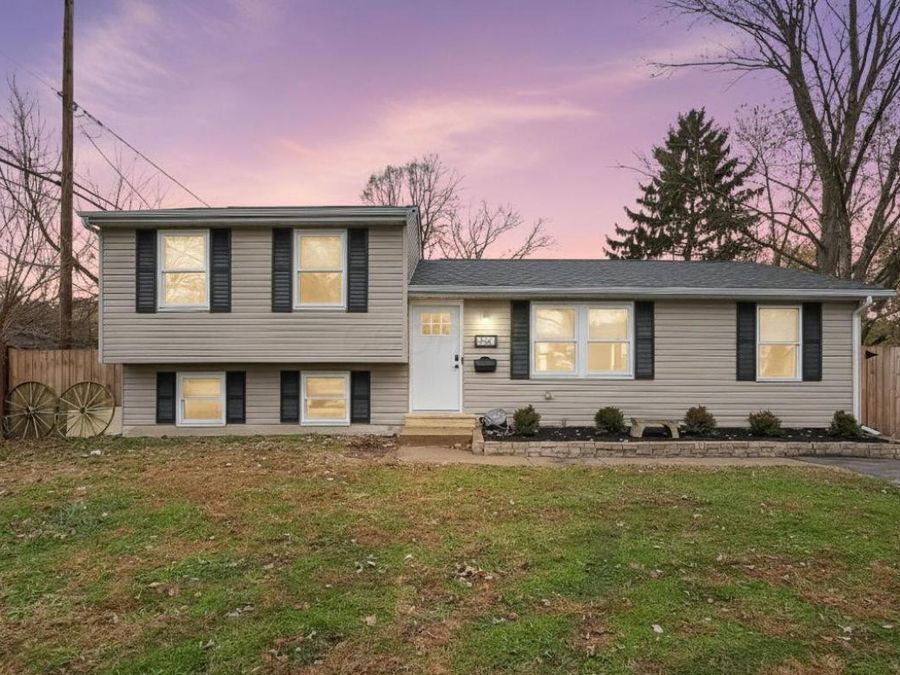 4940 Brewster Drive , Columbus, OH 43232 Photo 1