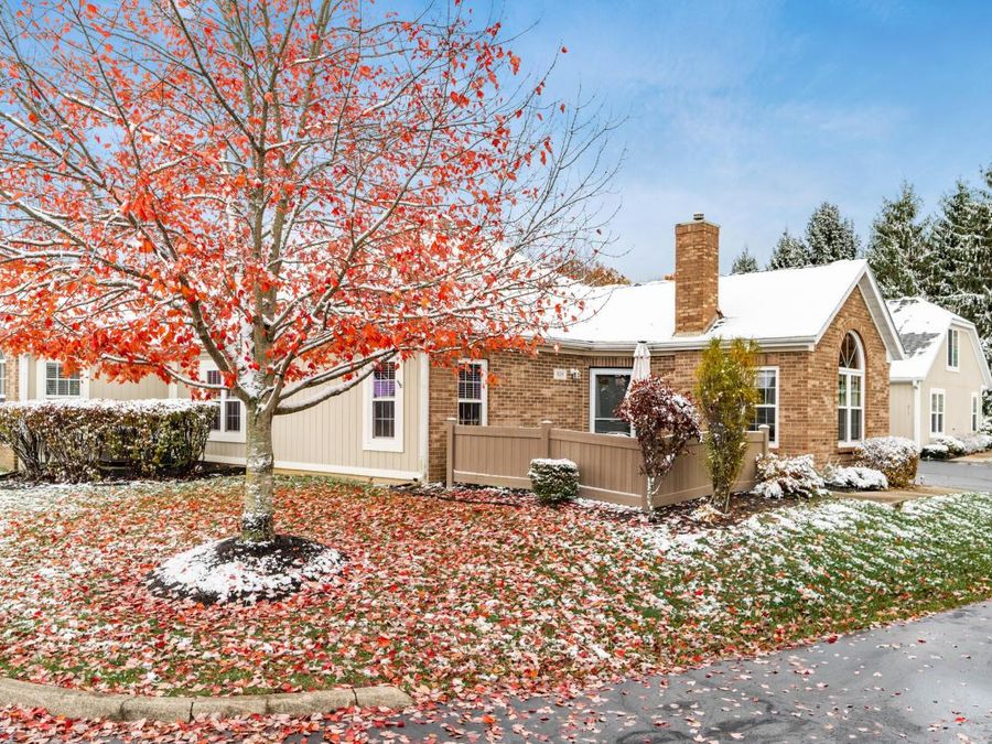 819 Windward Way , Columbus, OH 43230 Photo 1