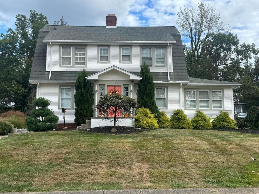 1926 Norwood Boulevard , Zanesville, OH 43701 Photo 1