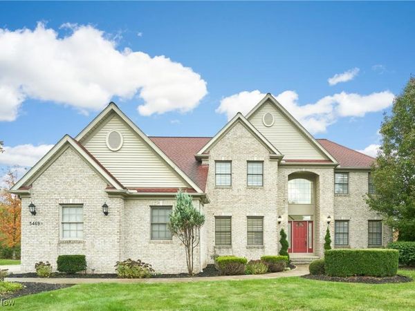 5469 Riverview Drive , North Royalton, OH 44133