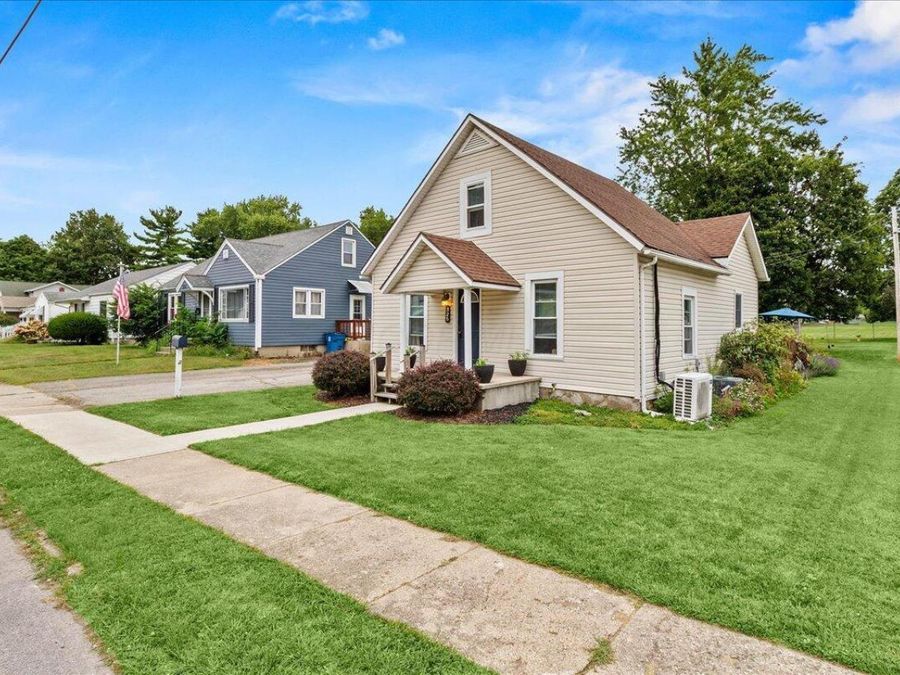 325 washington Avenue , Bellefontaine, OH 43311 Photo 1