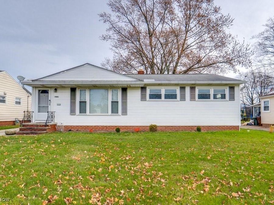 7591 Dawn Haven Drive , Parma, OH 44130 Photo 1