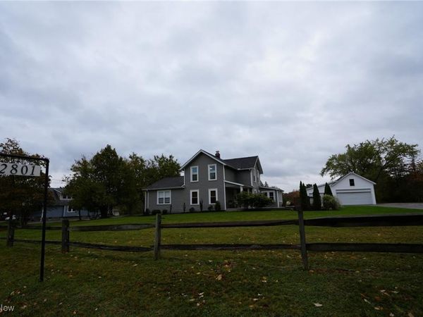 2801 W Royalton Road , Broadview Heights, OH 44147