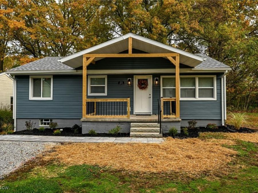 213 Klinger Street, Coventry, OH 44319 Photo 1