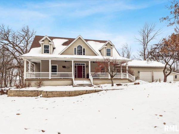 2960 265TH Street, Dewitt, IA 52742